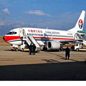 大同云冈空运航空快运业稳步发展的原因是什么？